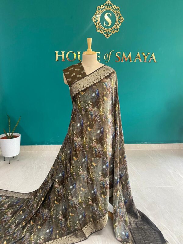 Dark Olive Green Digital Print Saree with Floral & Peacock Motifs - Image 3