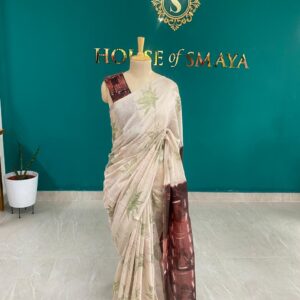 Beige Cotton Linen Saree with Leaf Print and Contrast Pallu – House of Smaya