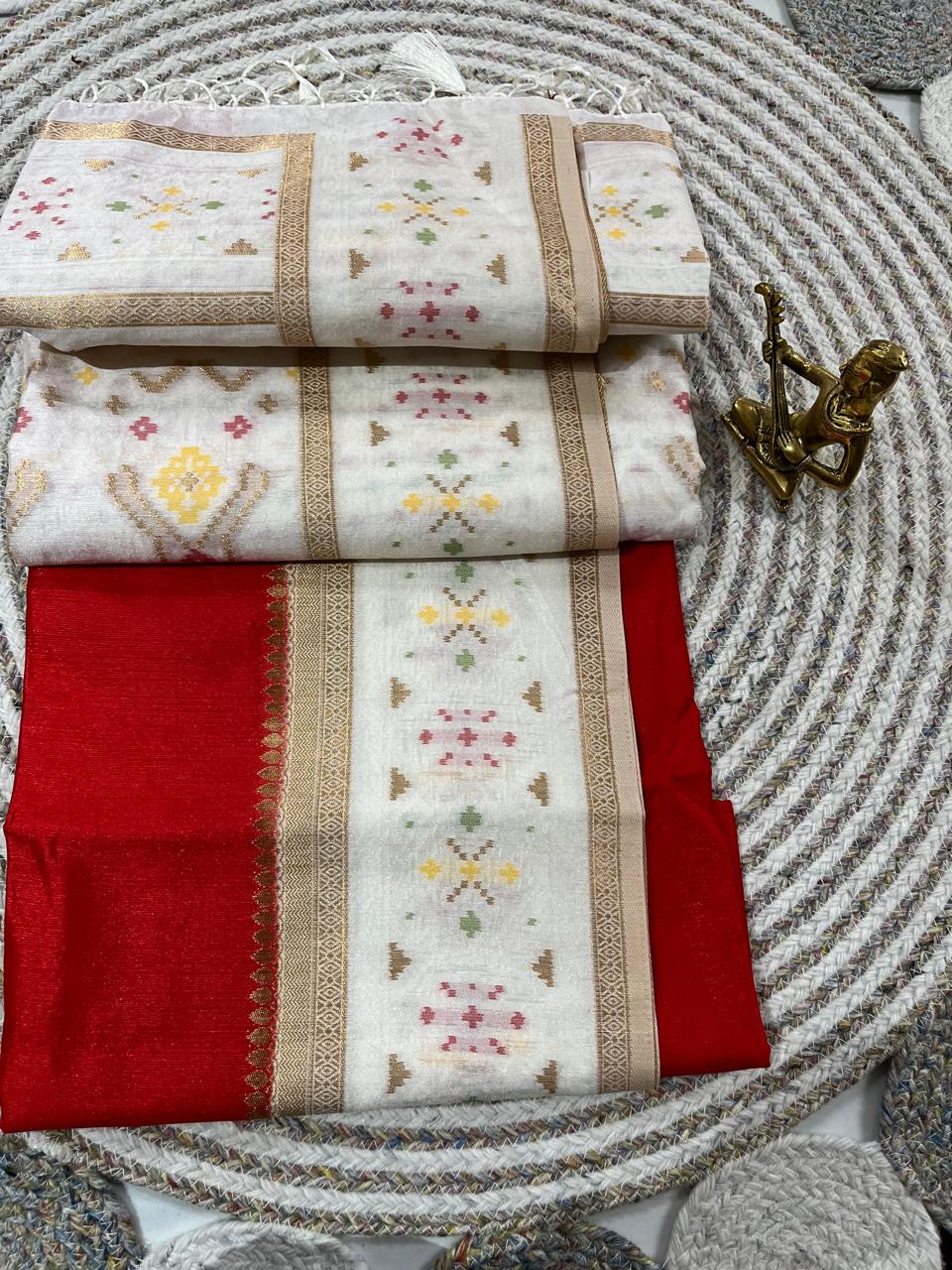 WhatsApp Image 2026-01-30 at 4.00.52 PM (3) Silk Cotton Saree in Red & Ivory with Traditional Ikat Motifs - Image 1